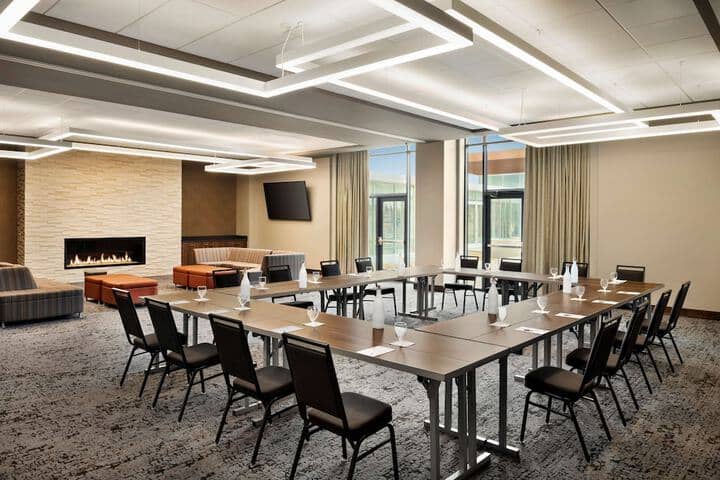 Meeting facility